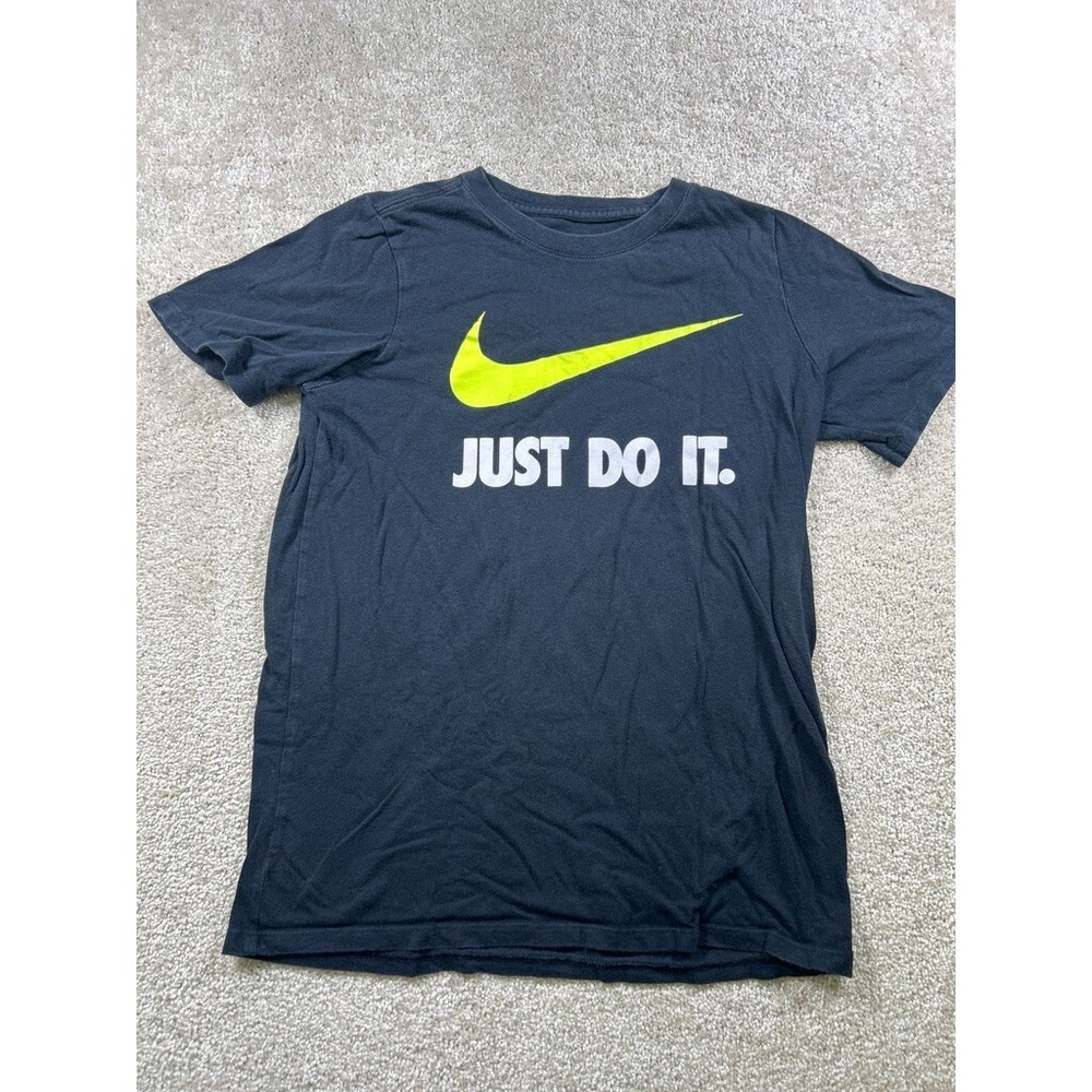 The Nike Tee Boys Size M Black Graphic Logo Tshirt